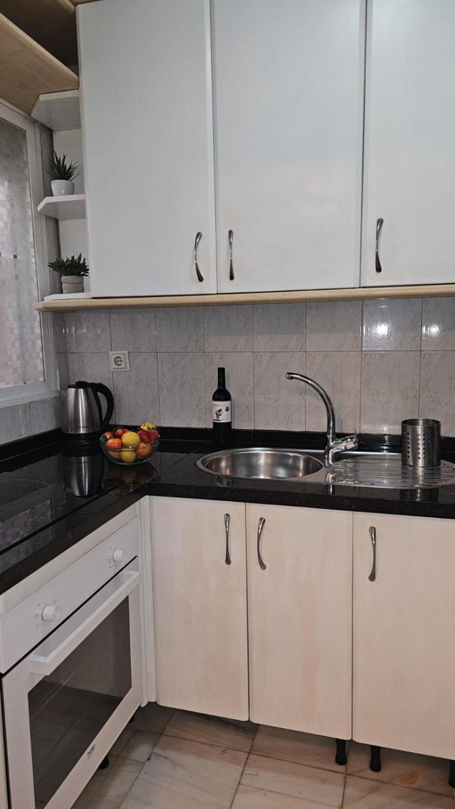 Ideal Holiday Apartment One Bedroom City Center マラガ エクステリア 写真