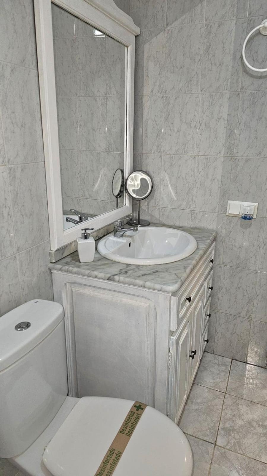 Ideal Holiday Apartment One Bedroom City Center マラガ エクステリア 写真
