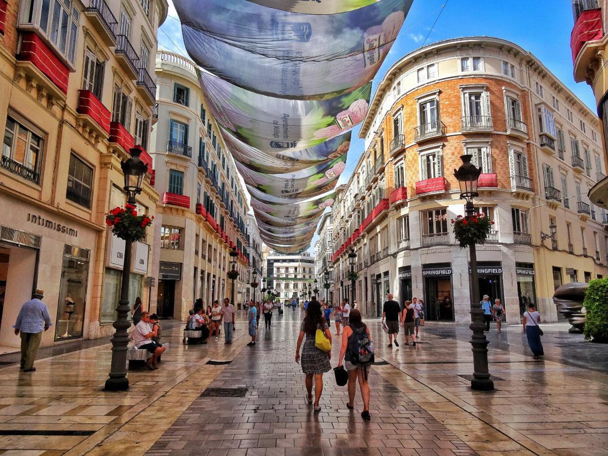 Ideal Holiday Apartment One Bedroom City Center マラガ エクステリア 写真